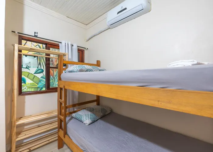 Mahalo Hostel Ilha Grande